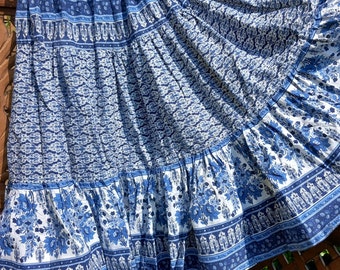 AVIGNON PROVENCE Superbe Jupe Provençale Bleu et Blanc de Provence Jupe ethnique de Provence Provencal skirt High amplitude Skirt