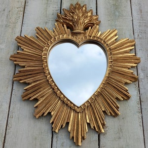 Miroir ex voto Miroir coeur flamboyant patine dorée Miroir coeur ex voto Miroir coeur flammé 30cm x 26cm Sacred Heart Mirror Coeur brulant image 3