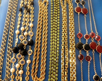 LOT Bijoux Rétro Sautoirs Colliers Vintage Fantaisie Dorés Cristaux Perles Superbe lot de colliers sautoirs vintage