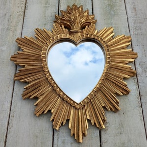 Miroir ex voto Miroir coeur flamboyant patine dorée Miroir coeur ex voto Miroir coeur flammé 30cm x 26cm Sacred Heart Mirror Coeur brulant image 7