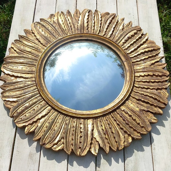 Miroir soleil Convexe oeil de sorcière Miroir feuilles sculptées Bois de Manguier patine or Eye of the sorceress bullseye mirror