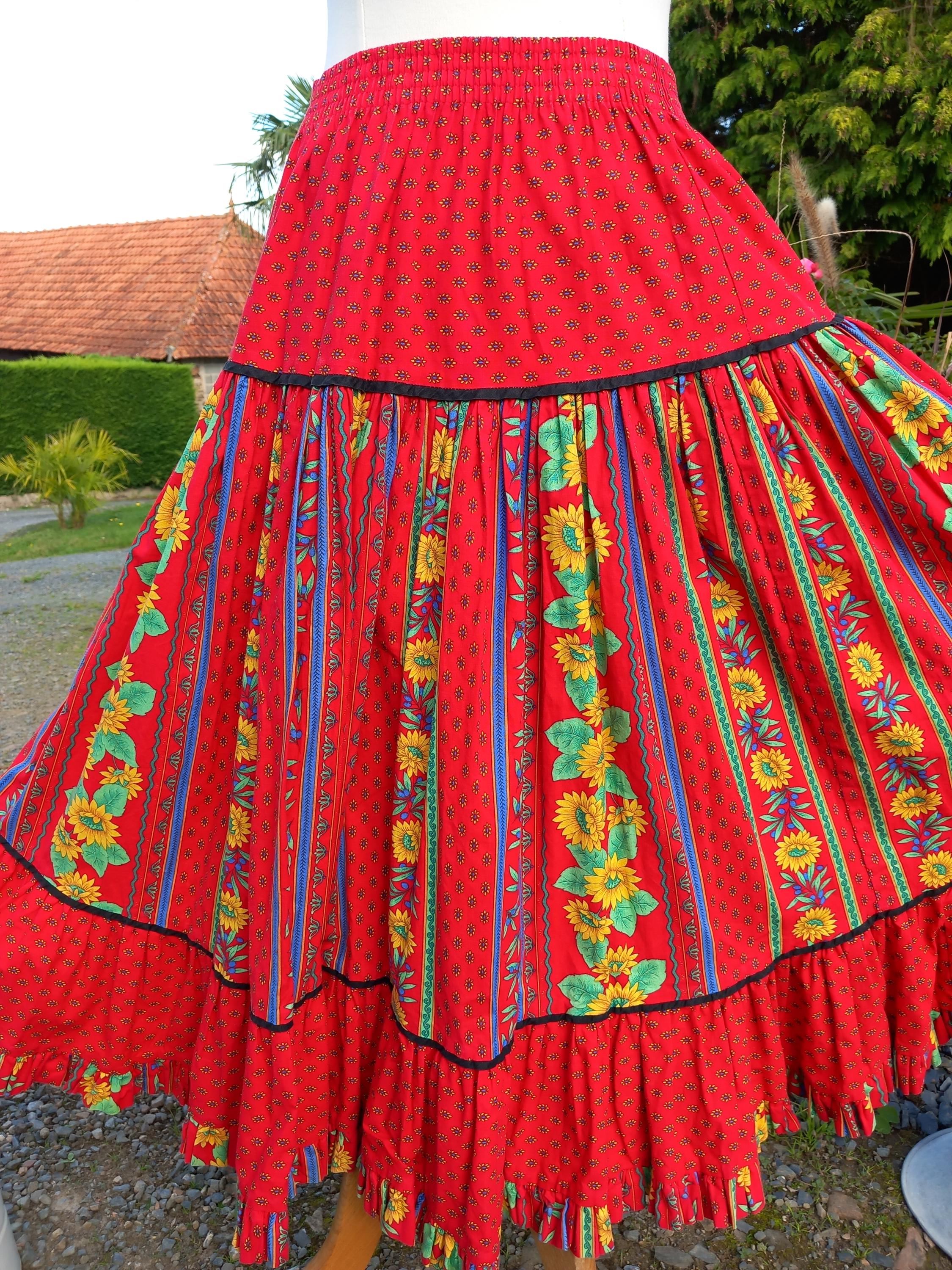 Superb Long Vintage Provencal Skirt Extra Full Circle Skirt Circle