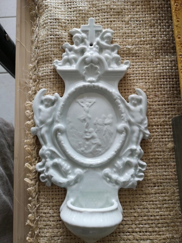 Ancien Grand Bénitier Putti Porcelaine Blanche Old French Stoup Water Font Religious Putti