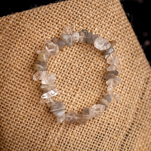 Astrological crystal bracelet - Pisces, labradorite and clear quartz/rock crystal, star sign, birthstones February-March, size small