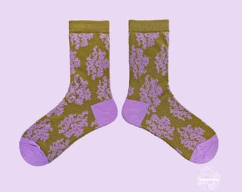 FLEUR VIOLETTE Jacquard Floral Crew Socks | Olive Green Lace Pattern | Purple Novelty Cotton Socks