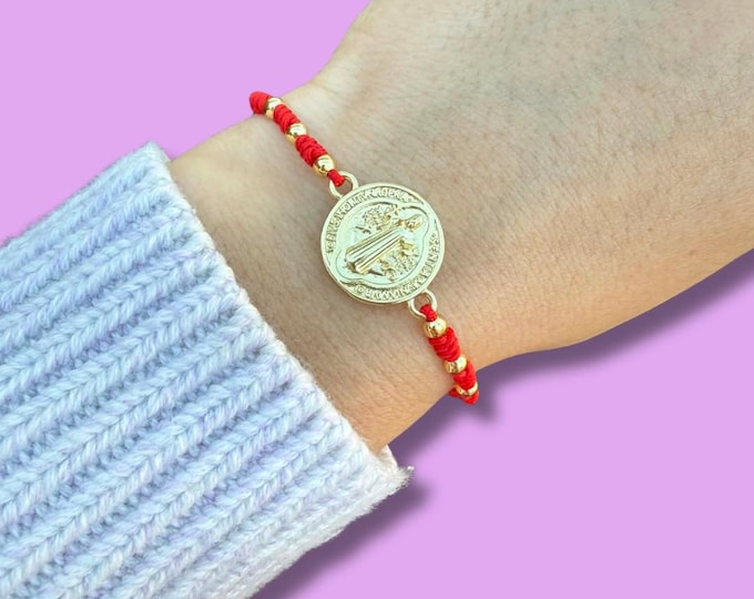 San Benito Adjustable Red String Bracelet, 18K Gold Plated Brass Medal, Golden Beads