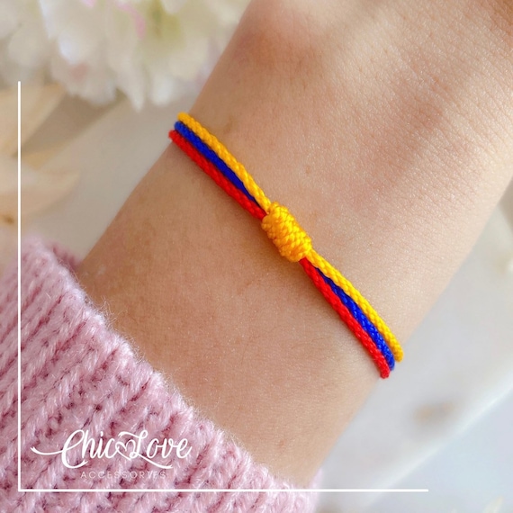 Colombian Flag Amulet – Handmade Bracelet with Intention and Pride