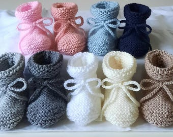 Chaussons Bébé Reborn Faits Main Pour Baptême - Laine Blanche, Ruban Et Perles - Taille Naissance à 3 Mois