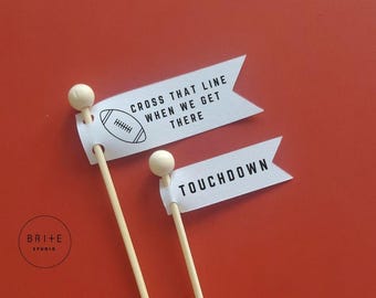 Adornos para cupcakes con banderas de fútbol, palitos de comida de fútbol, decoraciones para fiestas de fútbol, decoraciones para fiestas deportivas, adornos para cupcakes de deportes