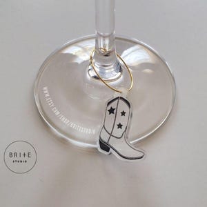 Cowboy Boot Wine Charms, Western Glass Marker, Cowgirl glassware decoration, Bachelorette Drink Tags, custom name charms for bridesmaid gift