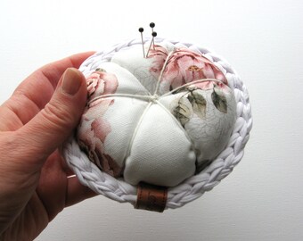 Pincushion Ø11 cm White Roses Retro Shabby READY TO SHIP