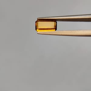 Epidot Gemstone 1.45 Carts