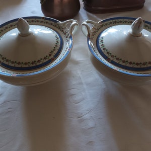 2 x Vintage 1930s Serving Tureens from Hughes Longport England