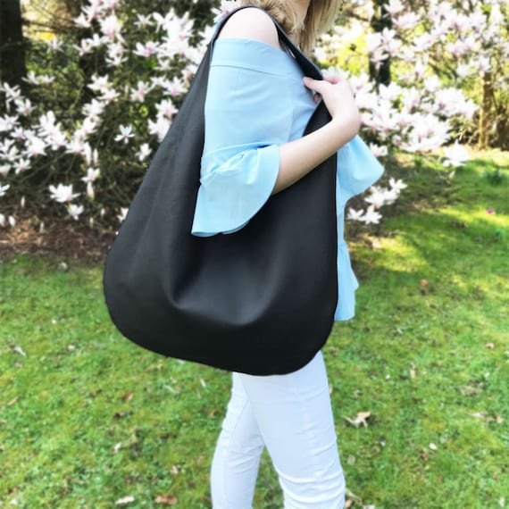 Ledertasche schwarz Hobo Bag Leder Handtasche A4 Henkeltasche groBe minimalistische Schultertasche fur Business Reisen Uni Einkaufen Etsy