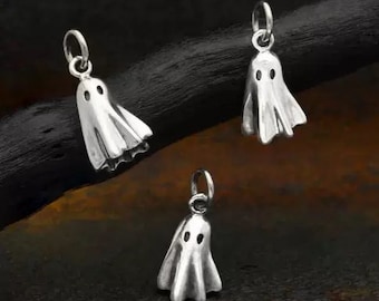 Ghost - Sterling Silver 3D Ghost Charm - Gold Tiny Halloween Charm, Holiday Charms, Holiday Charm, Necklace Ideas, Fun Charms, Spooky