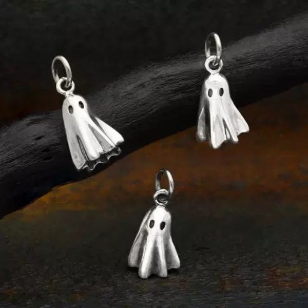 Ghost - Sterling Silver 3D Ghost Charm - Gold Tiny Halloween Charm, Holiday Charms, Holiday Charm, Necklace Ideas, Fun Charms, Spooky