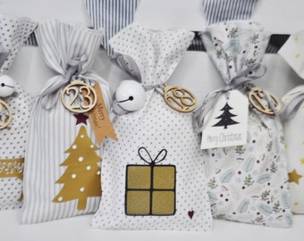 Advent calendar, Advent calendar bags, Advent calendar in white and gold