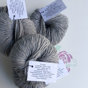 Encanto silver grey virgin wool from Peru, delicately mottled soft knitting wool