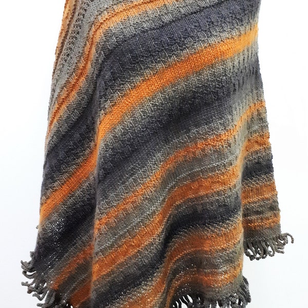 Poncho gestrickt Design Handarbeit Unikat Schurwolle (Merino) Damen Schoppel  " Wer hat die Kokusnuss geklaut, gewalktes Garn  Geschenk