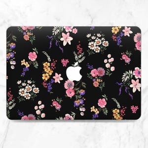 Black floral case Macbook hard cover Macbook case botanical Spring Wild flowers Macbook case floral Gift for her Macbook case dark Daisy