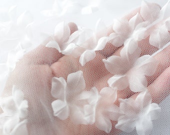 Silk Organza 3D Fabric Flowers Petals 20pcs - 3D flower embellishment for wedding dresses and veils, flower appliqué, cut flowers