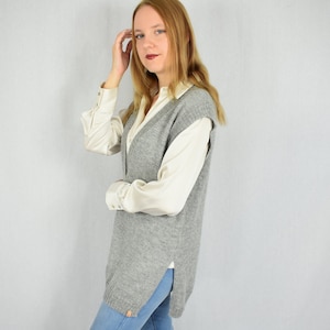 Knitted oversized wool vest for women Alpaca sleeveless sweater Winter sweater vest with slits Cozy waistcoat Pullover vest Gift for her