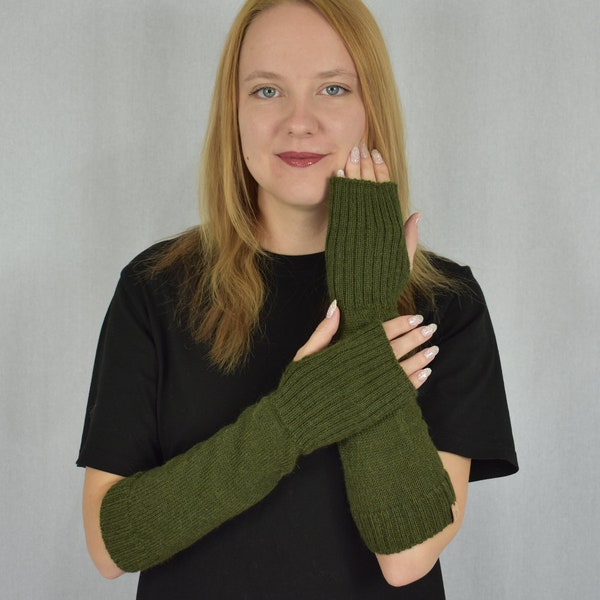 Knitted alpaca arm warmers for women Wool long hand warmers Fingerless mittens Winter gloves Warm wrist warmers Alpaca mitts white black