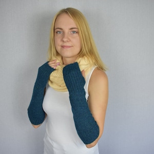 Gebreide lange handwarmers voor dames Gebreide alpaca armwarmers Vingerloze wanten Wollen armwarmers handschoenen warme pols armwarmers wanten afbeelding 2