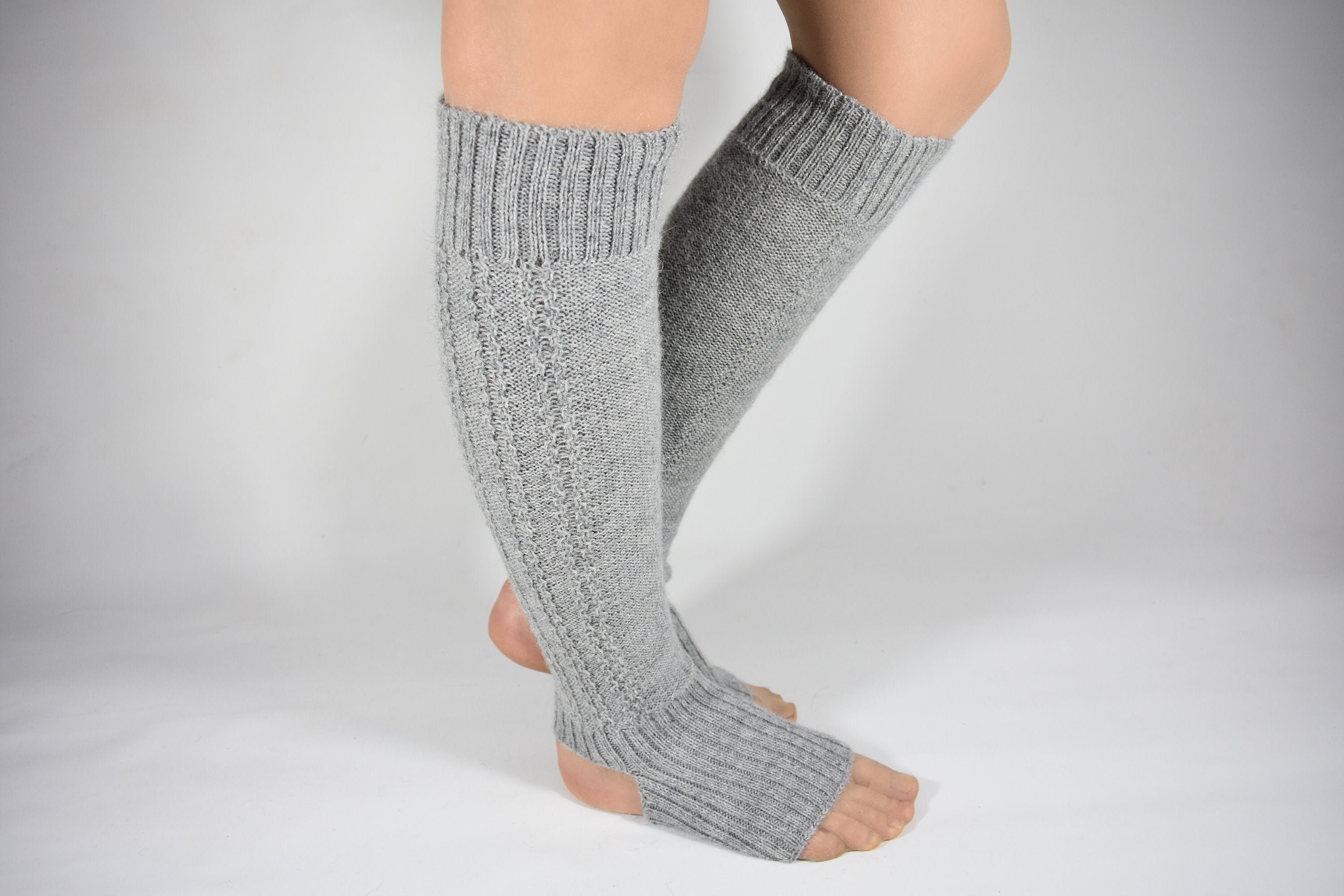 Knitted Alpaca Leg Warmers With Heel Warm Long Wool Dance Socks Knitted  Wool Leg Warmer Socks for Women Toeless Flip Flop Socks Sport Yoga 