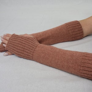 Chauffe-mains en alpaga tricoté pour femme Manchettes longues en laine Mitaines sans doigts Gants d'hiver Mitaines chaudes en alpaga blanc noir image 5