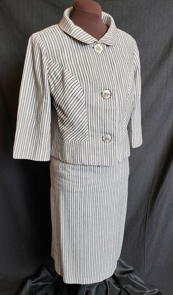 Dayton's OVAL ROOM Seersucker Summer Suit