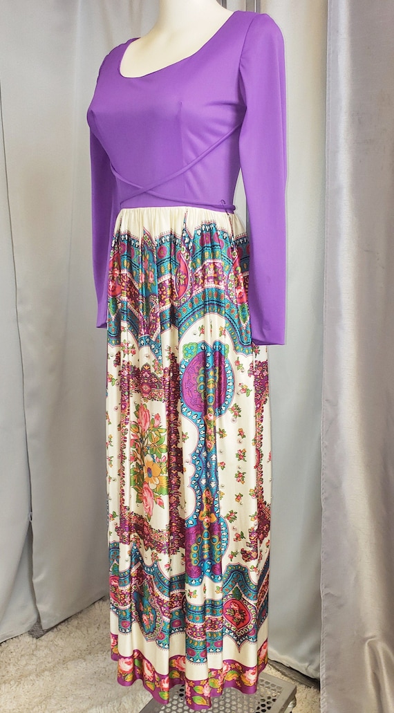 1970's Flower-Power Purple Maxi Dress