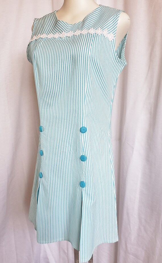 Daisies & Seersucker Summertime Day Dress 1960's