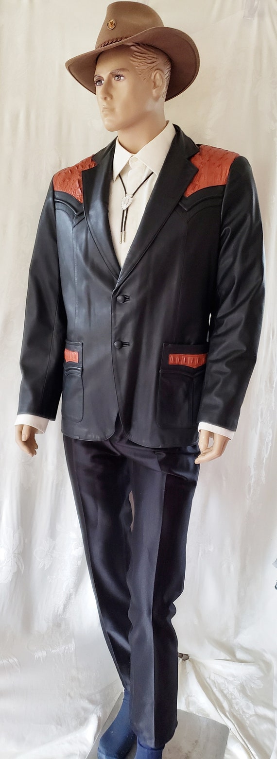 WESTERN Suit for the Handsome Cowboy