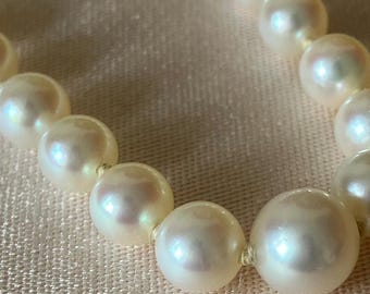 Vintage Mikimoto Akoya Pearl Necklace 5-7mm Graduated 1960s 1970s Japanese Saltwater Pearls