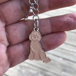 Porte-clés en émail Labradoodle (faon)