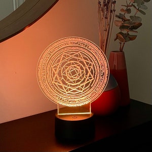 Strange Crimson Circle Spell Disk Farbwechsel Gravierte LED Lampe