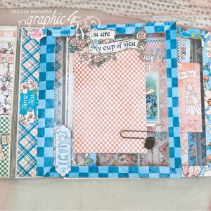 Mini album tutorial Alice&#39;s Tea Party | Graphic 45 - Scrapbooking Cecilia | Video tutorial in a PDF