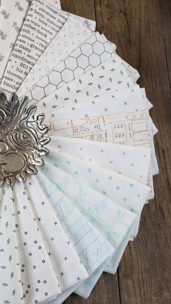 BEE BACKGROUNDS 27 Fat Quarter bundle Lori Holt Low Etsy