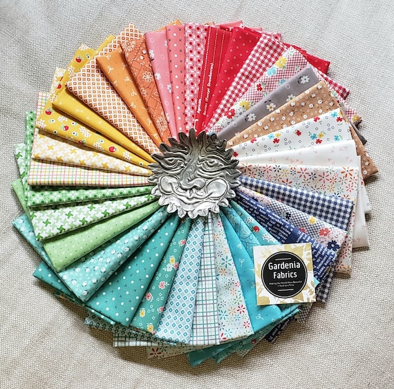 Things Above: Fat Quarter Bundle - 34 pcs Things Above: Fat Quarter Bundle - 34 pcs