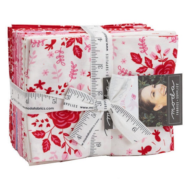 BE MINE 19 Fat Quarter Bundle - Valentines Day - Stacy Iest Hsu - 100% cotton quilting fabric - Moda Fabrics