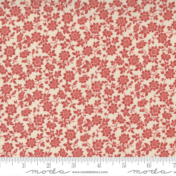 Bonheur de jour Garnier in Faded Red Bonheur de jour Garnier in Faded Red