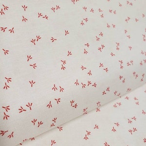 FARM GIRL VINTAGE Chicken Track Cloud Lori Holt - 100% cotton quilting fabric, Riley Blake Designs; #C7886 Cloud
