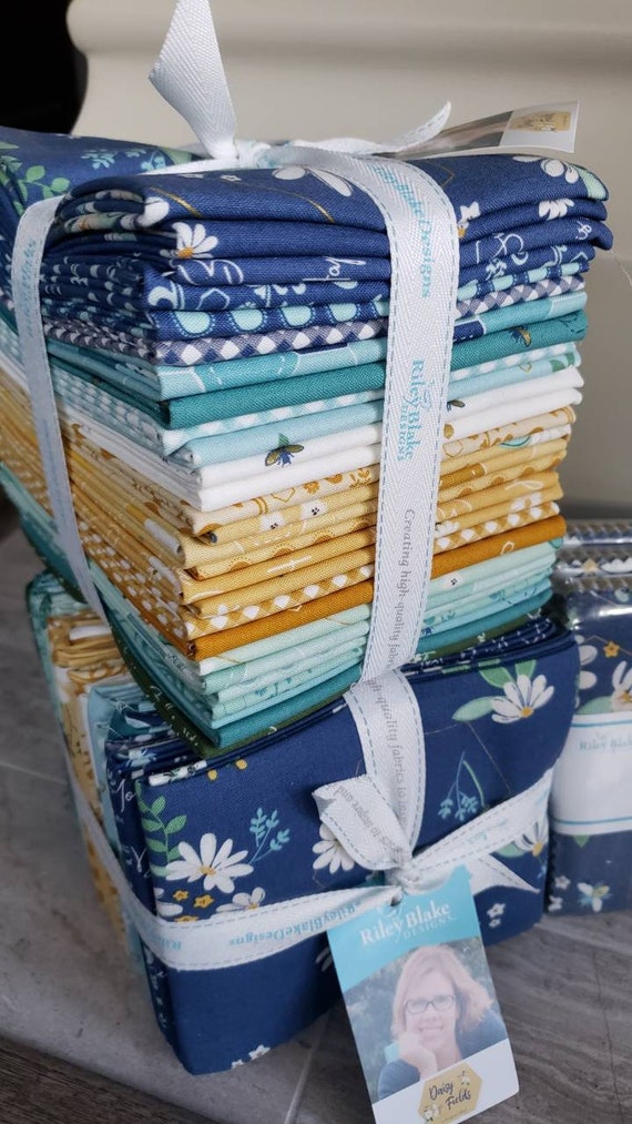 Daisy Fields Fat Quarter Bundle 27 pieces - Riley Blake Designs - Pre –  Cute Little Fabric Shop