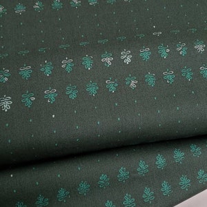 MAYFAIR - Amy Sinibaldi - Shepherd Market - hunter green; cotton quilting fabric, Art Gallery Fabrics MAF-79205