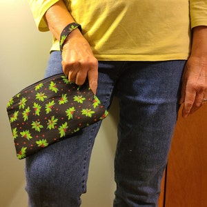 Holly Wristlet, Cell Phone Purse, Holly Change Purse, Clutch, Holiday Bag, Zippered Bag, Toiletry Bag, Allergy Pen Holder, Holly Travel Bag