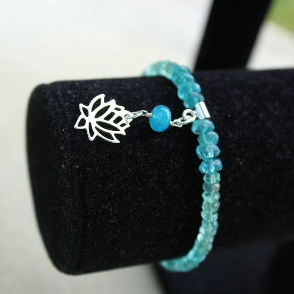 bracelet fleur de lotus en apatite -aide minceur-  argent 925