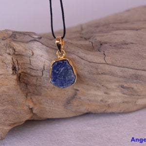 Collier Pendentif Kyanite Bleu Brut Naturel Électroformé - Chaîne MAISW
