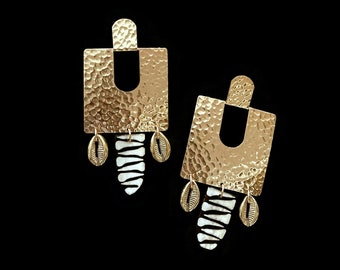 Large Afrocentric Door Knocker Earrings, Hammered Brass, Batik Bone & Brass Cowrie Shells