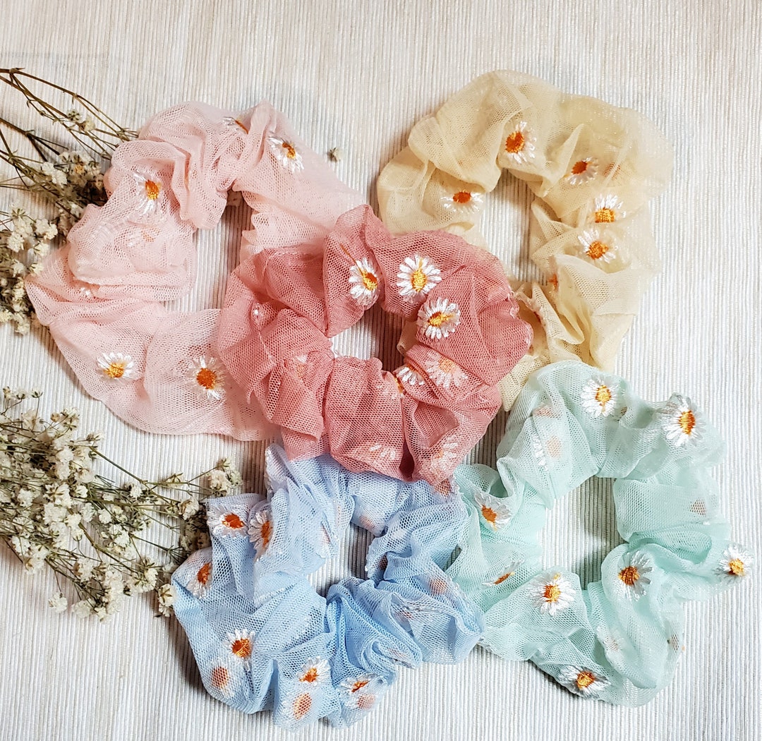 Cottagecore Scrunchies / Cottagecore Hairties / Tulle - Etsy